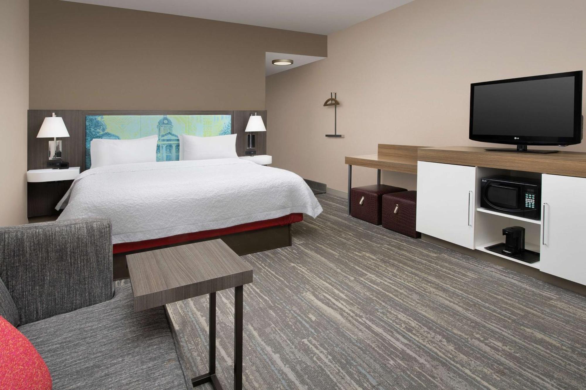 Hampton Inn & Suites Lake Stadt Exterior foto